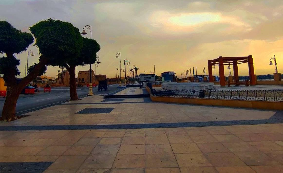 رحلة العشاء النيلية في القاهرة مع عرض الرقص الشرقي والفولكلور