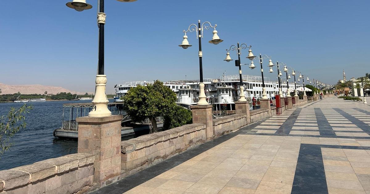 رحلة الفلوكة في القاهرة عند الغروب - تجربة المركب المصري التقليدي