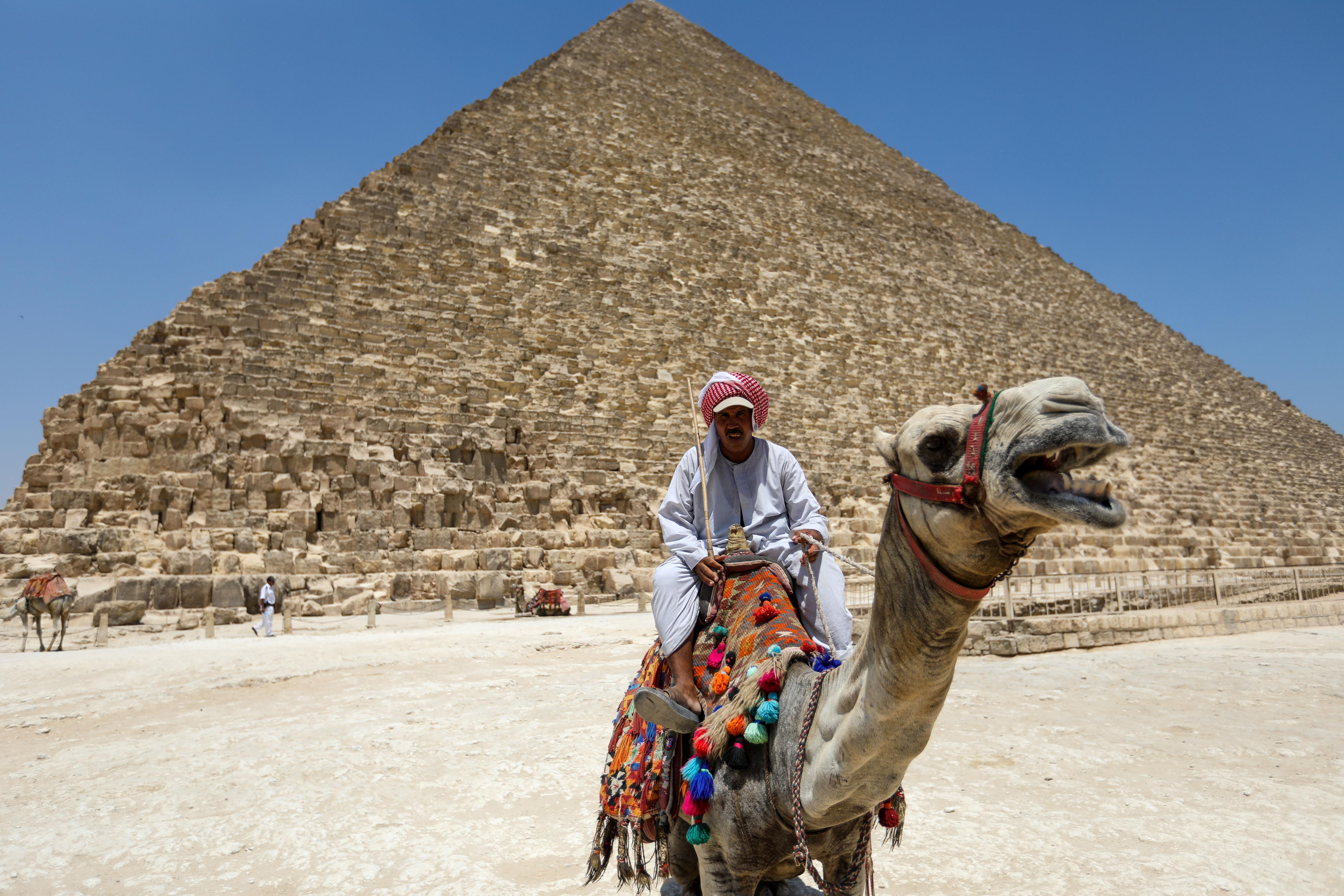 Cairo Tours 3 Days - Essential Egypt Pyramids & Museums Package