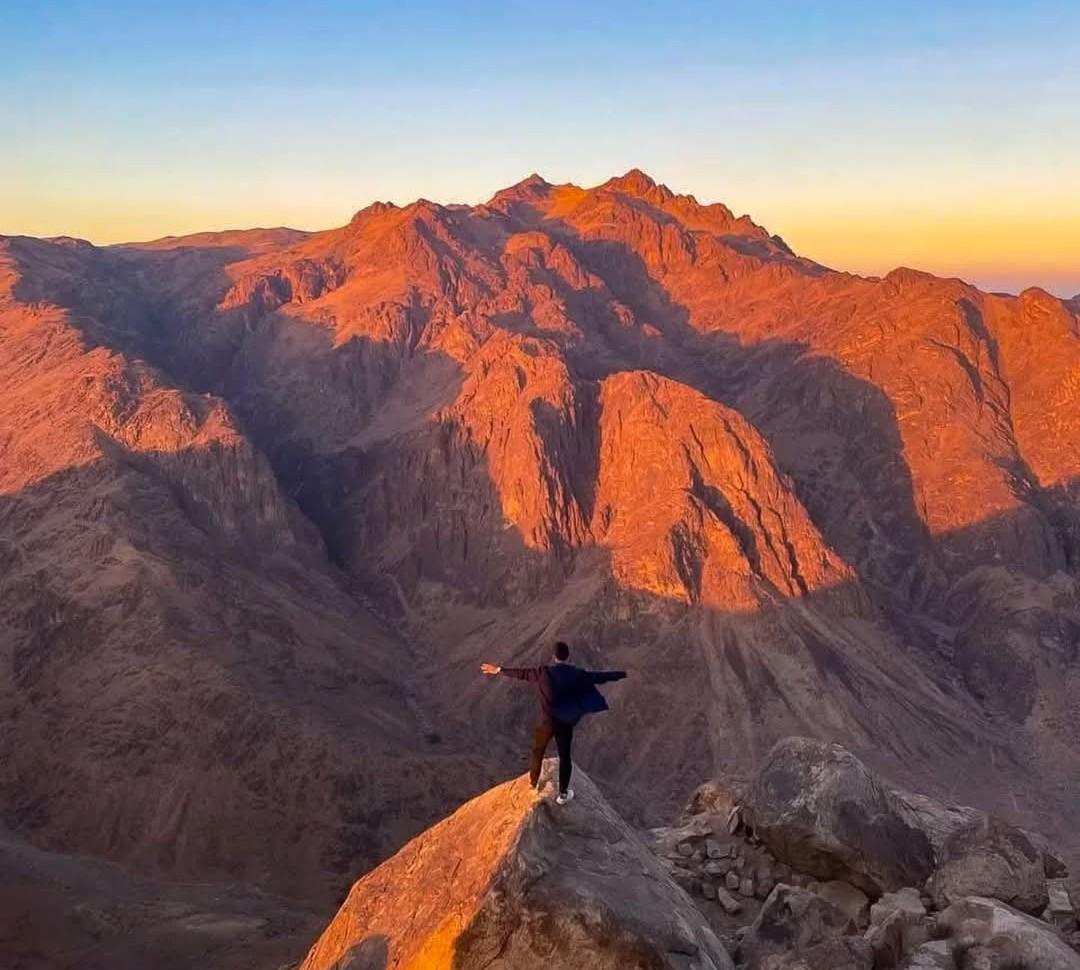 Trekking al Amanecer Monte Sinaí y Monasterio Santa Catalina desde Sharm